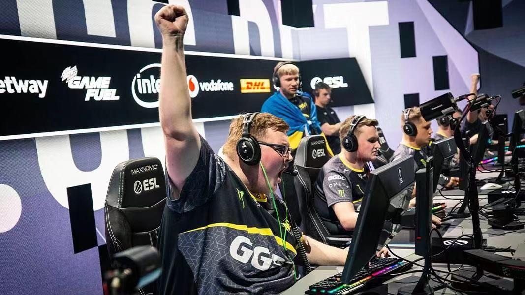 就只能交给 就只能交给